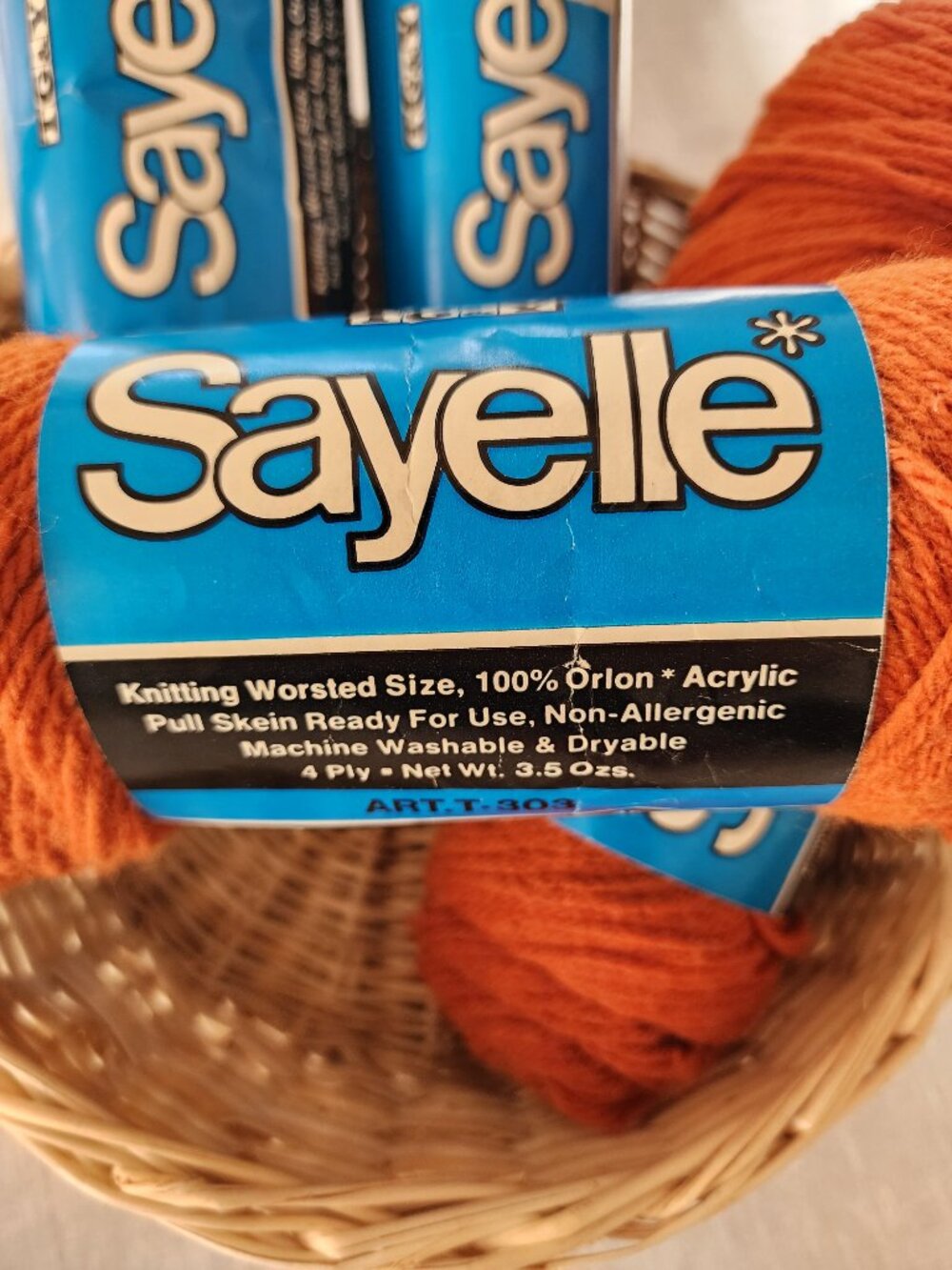 Vintage TG&Y Sayelle Yarn Lot (4) 70s Retro Rust & Dark Brown Orlon Acrylic - Picture 11 of 12